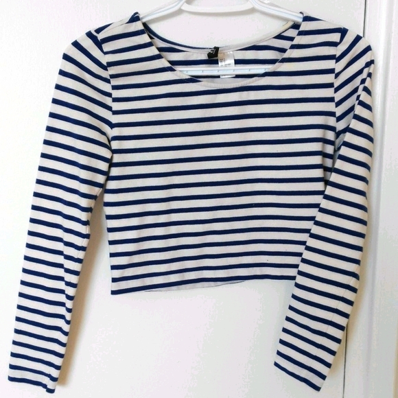 H&M Divided Striped Long Sleeve Crop Top - Picture 1 of 4